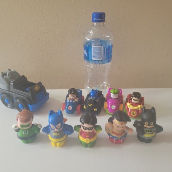 DC Little People and Vehicles - Picture 2 of 11